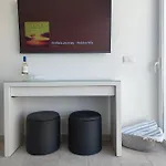 Panorama Lounge - Romantic Getaway With Private Pool Апартаменты *