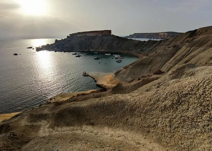 Panorama Lounge - Romantic Getaway With Private Pool Mgarr