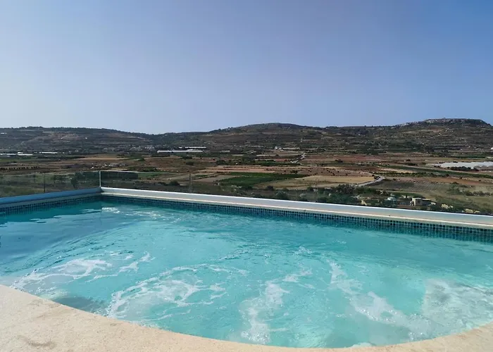 Apartamento Panorama Lounge - Romantic Getaway With Private Pool Mgarr