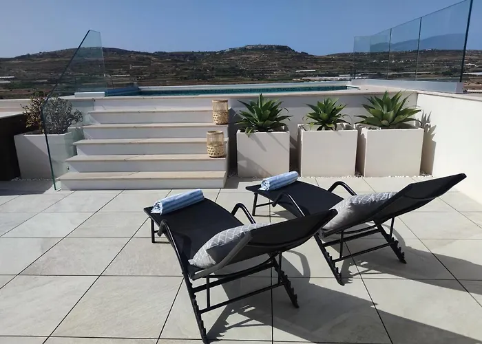 Apartamento Panorama Lounge - Romantic Getaway With Private Pool Mgarr