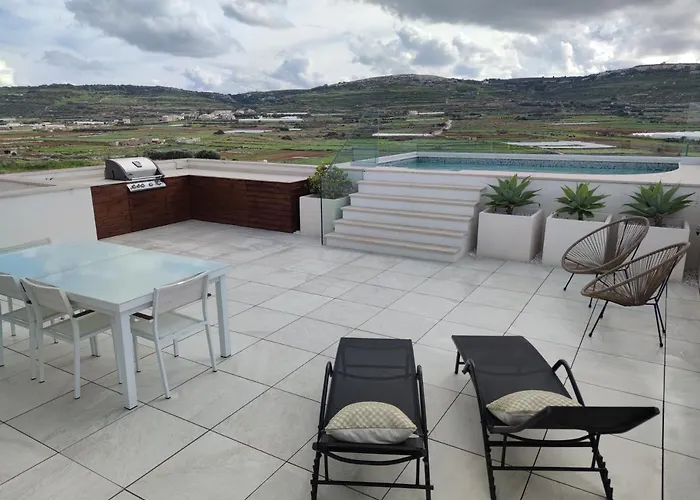 Panorama Lounge - Romantic Getaway With Private Pool