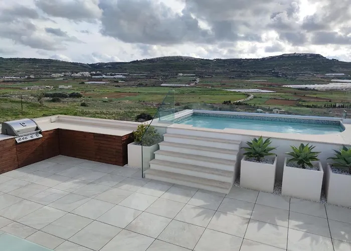 Panorama Lounge - Romantic Getaway With Private Pool Apartamento