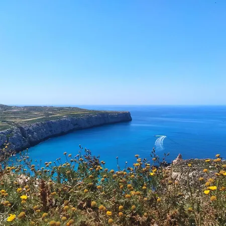 Panorama Lounge - Romantic Getaway With Private Pool * Mgarr