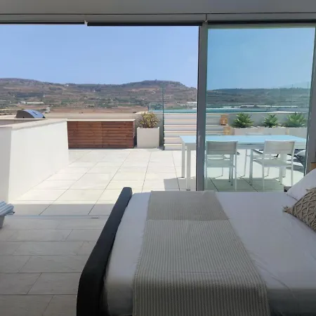 Apartment Panorama Lounge - Romantic Getaway With Private Pool *