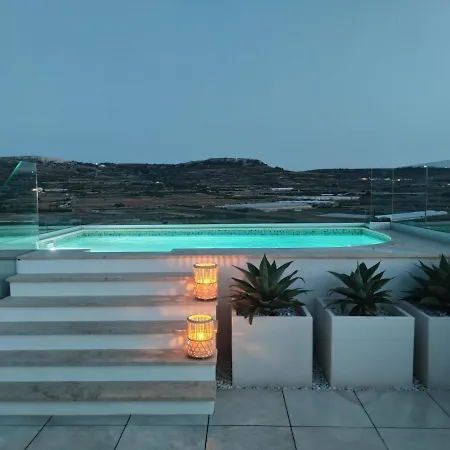 Panorama Lounge - Romantic Getaway With Private Pool Appartement
